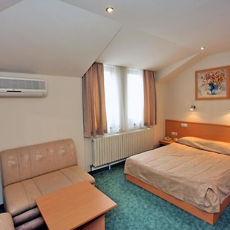 Tangra Hotel Stara Zagora Extérieur photo