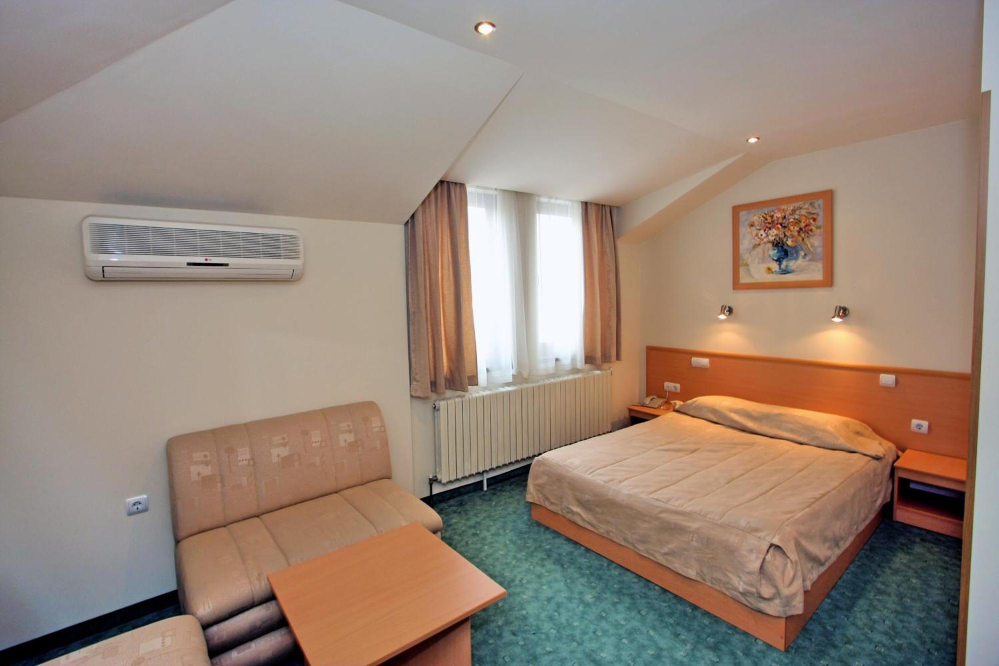 Tangra Hotel Stara Zagora Extérieur photo